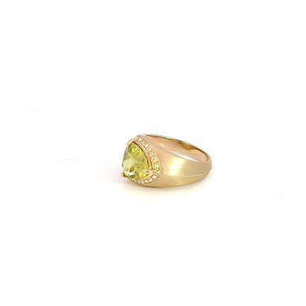 Sphene & Diamonds